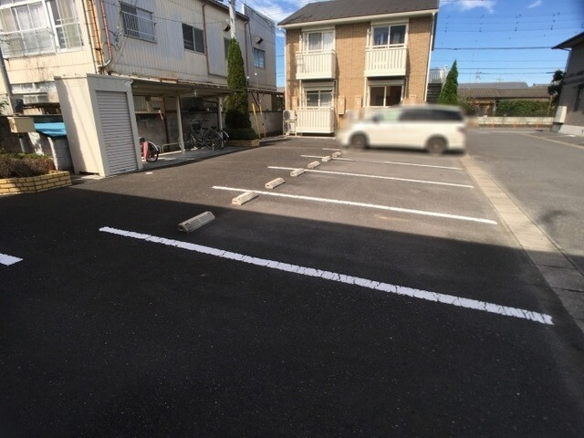 ブルックタウン Ａの駐車場