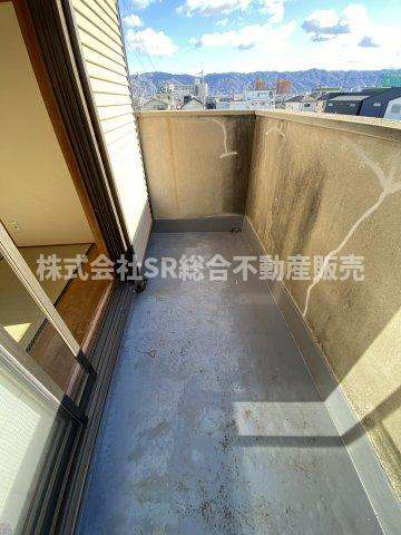 若江本町2丁目中古戸建のバルコニー|陽当たり良好で洗濯物が乾きやすいです！