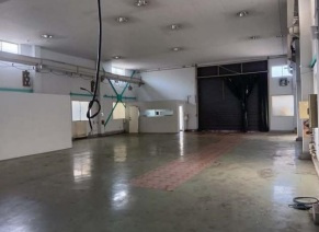 川口市江戸１丁目の倉庫の内装