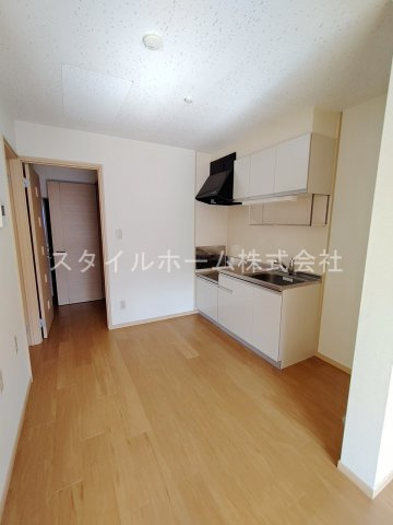 ＡＲＰＯＡＤOＲⅡ（アポアドール）の居間・リビング