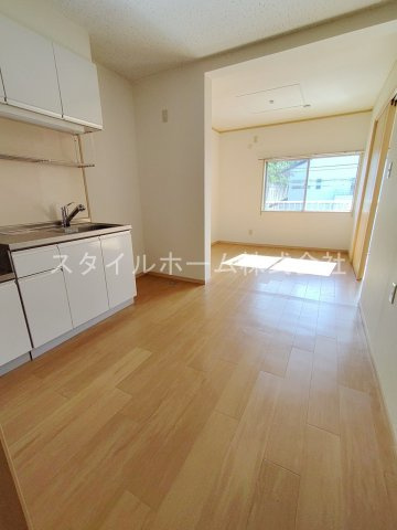 ＡＲＰＯＡＤOＲⅡ（アポアドール）の居間・リビング