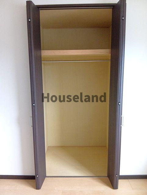 築港一戸建の収納