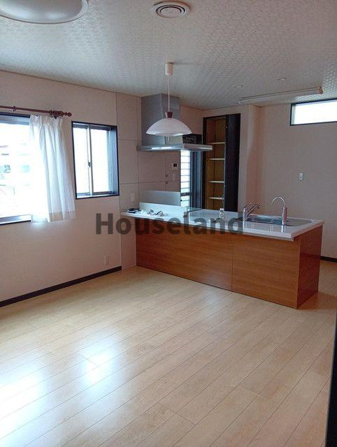 築港一戸建の居間・リビング