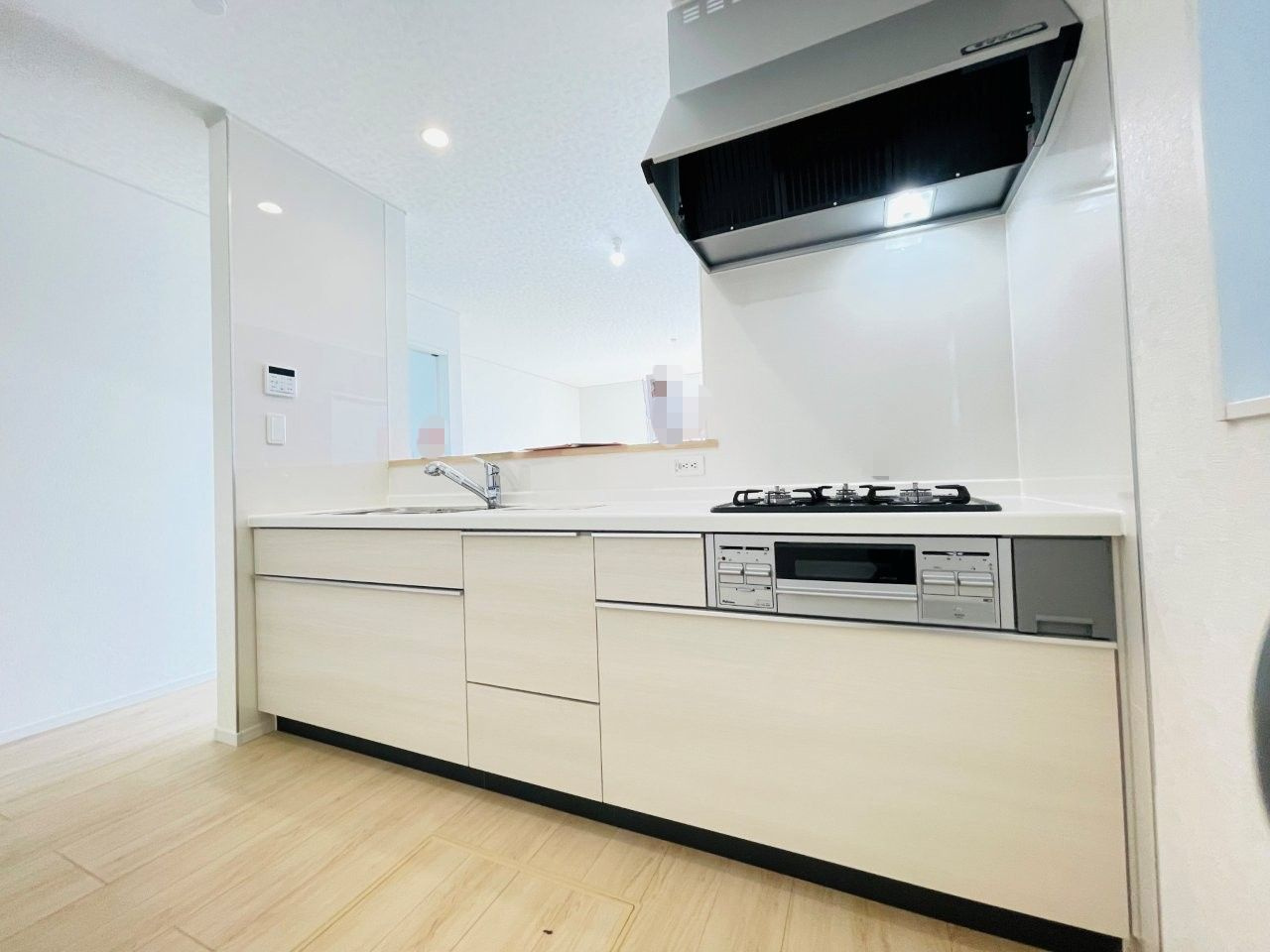 岡崎市上地町第7　新築分譲住宅　全2棟　2号棟のキッチン|使い勝手の良いシステムキッチン。