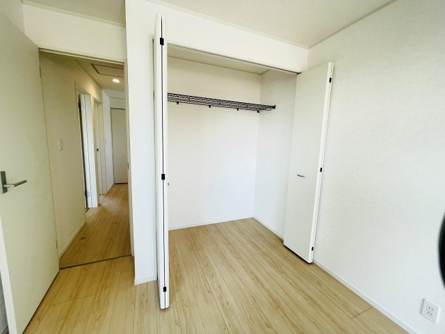 岡崎市上地町第7　新築分譲住宅　全2棟　2号棟の収納|豊富な数のクローゼットには、衣類、日用品、家族の思い出まで大切に保管できます♪