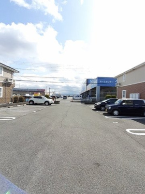 【駐車場】 | ベル・フィオーレ | 駐車場完備です