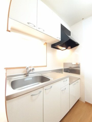 【キッチン】 | ベル・フィオーレ | きれいなキッチンです