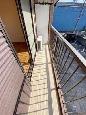 【バルコニー】 | ウインズ | 南向きで明るいバルコニー