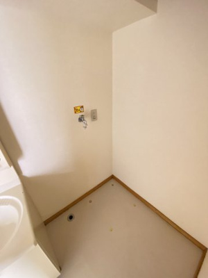 【設備】 | ウインズ | 洗濯機置場