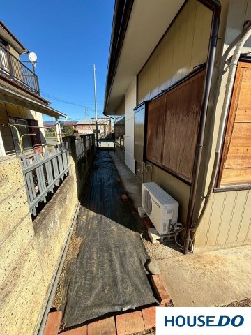 中古戸建　桐生市相生１丁目の前面道路含む現地写真|前面道路含む現地写真です