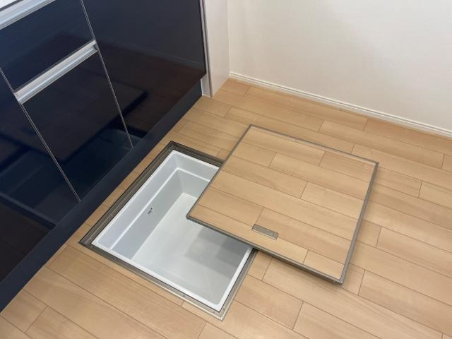 牛久保町岸組新築アパート（仮の収納|床下収納（イメージ）