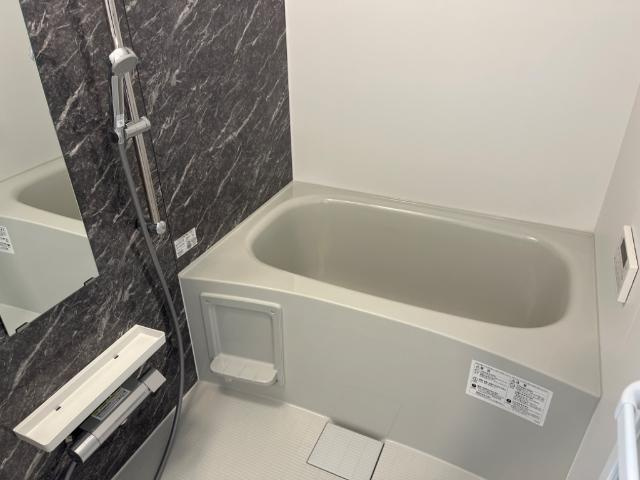 牛久保町岸組新築アパート（仮の浴室|ユニットバス（イメージ）