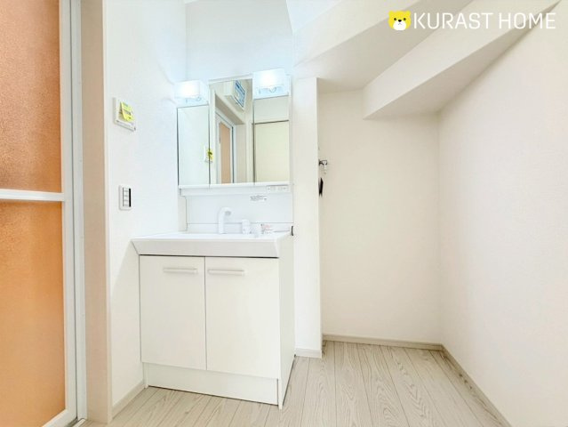 京都市右京区嵯峨野南浦町　新築戸建の洗面所