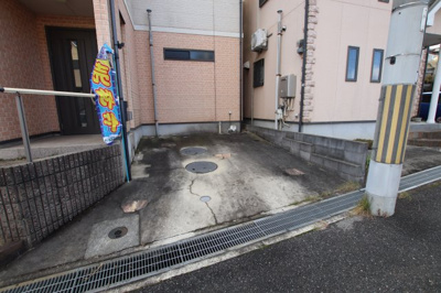 【駐車場】 | 河内長野市北青葉台貸家