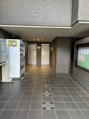 パストラルハイム豊橋 壱番館のエントランス