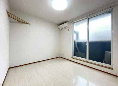 【寝室】 | ファミーユ