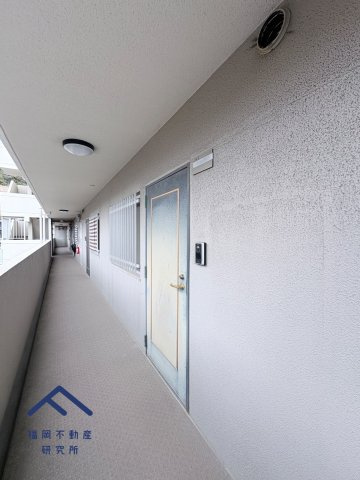 ロワールマンション空港南のバルコニー
