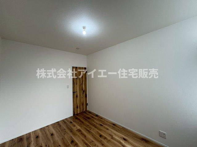 ♪♪宜野湾市大山4丁目-2号棟（全2棟）の洋室|広々とした洋室です