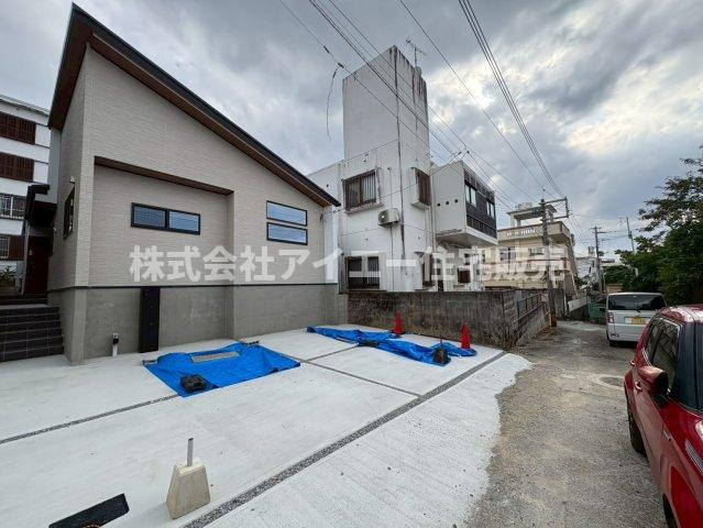 ♪♪宜野湾市大山4丁目-2号棟（全2棟）の前面道路含む現地写真|前面道路含む現地写真です
