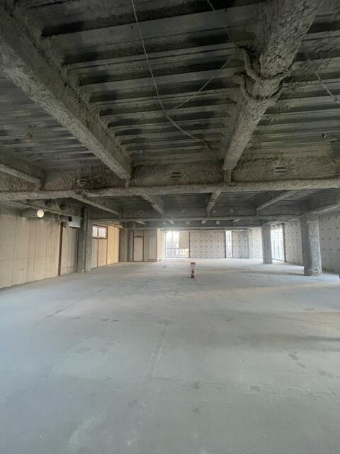 飯塚ビルの駐車場| 