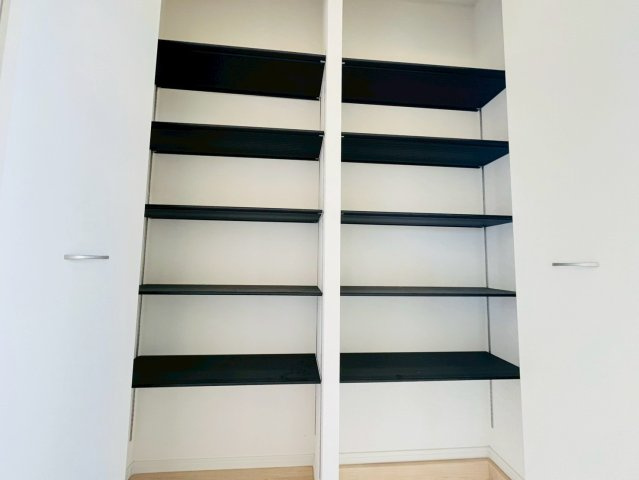 ❤❤うるま市天願第３－１号棟（全４棟）の収納|収納豊富です