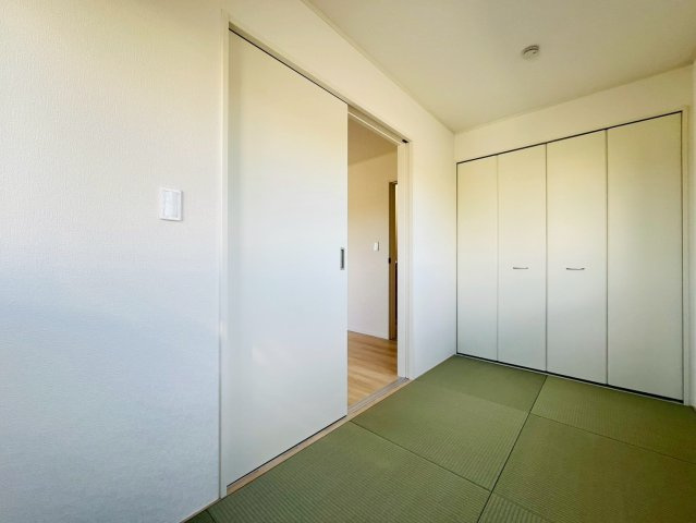 ❤❤うるま市天願第３－１号棟（全４棟）の和室|きれいな和室です