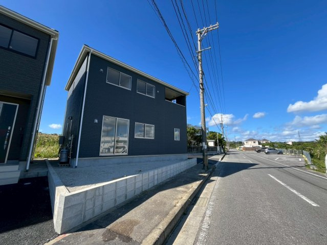 ❤❤うるま市天願第３－１号棟（全４棟）の前面道路含む現地写真|前面道路含む現地写真です