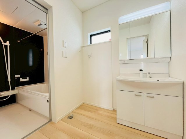 ❤❤うるま市天願第３－2号棟（全４棟）の独立洗面台