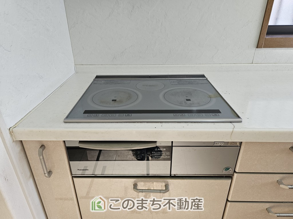 KEM下野市医大前四丁目1期　中古戸建の内装|IHクッキングヒーター