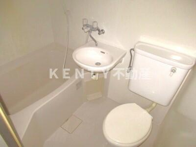 【浴室】 | 佃ビル | コンパクトで使いやすいお風呂です