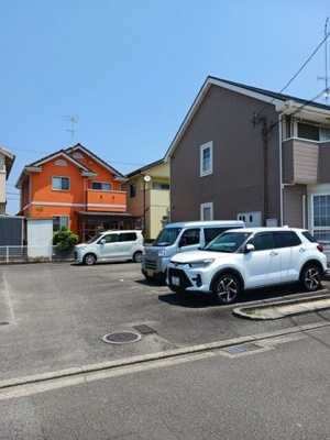 【駐車場】 | ドルチェ・マンダリーノ　Ａ | 駐車場があります