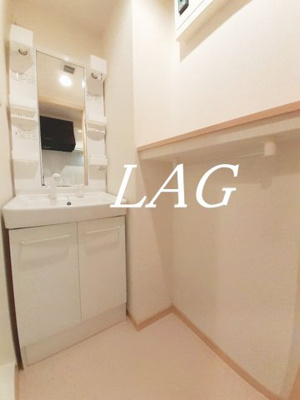 【洗面所】 | ベルアンジュ花園 | 洗面台です。