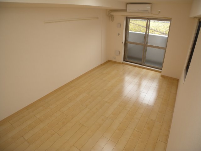 さくら弐番館の洋室