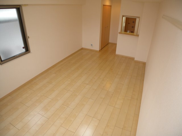 さくら弐番館の洋室