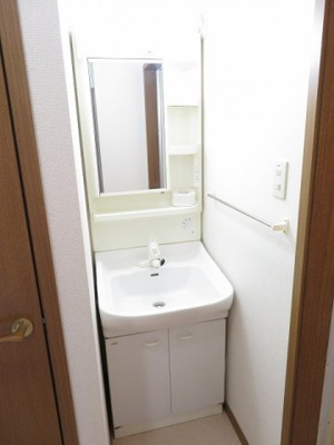 【洗面所】 | ソール・オリエンス | コンパクトで使いやすい洗面所