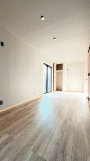 【洋室】 | 仁川月見ヶ丘