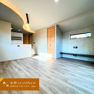 【居間・リビング】 | 仁川月見ヶ丘