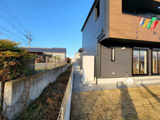 【周辺】 | 建物西側隣地境界