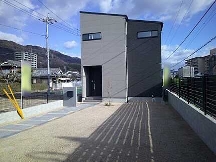 安芸区中野２丁目の外観