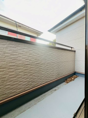下畑町戸建のバルコニー