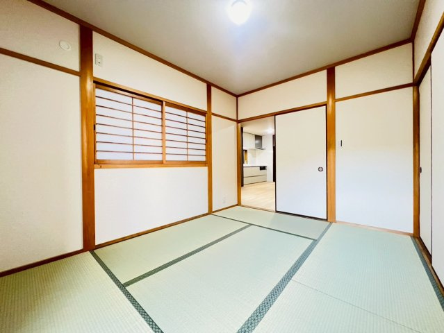 下畑町戸建の和室