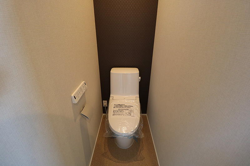 Garesidence木更津 The Retreatのトイレ|ウォシュレット付きトイレ
