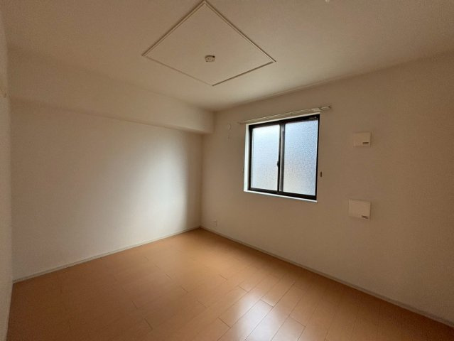 フィオレンティーナⅡの洋室