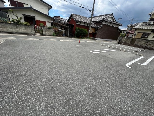 フィオレンティーナⅡの駐車場