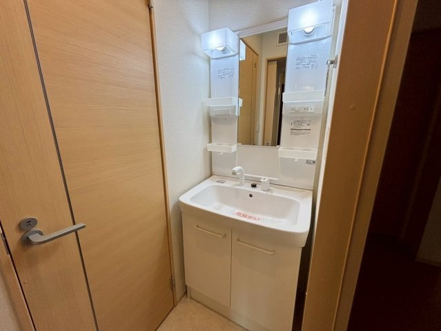 フィオレンティーナⅡの独立洗面台