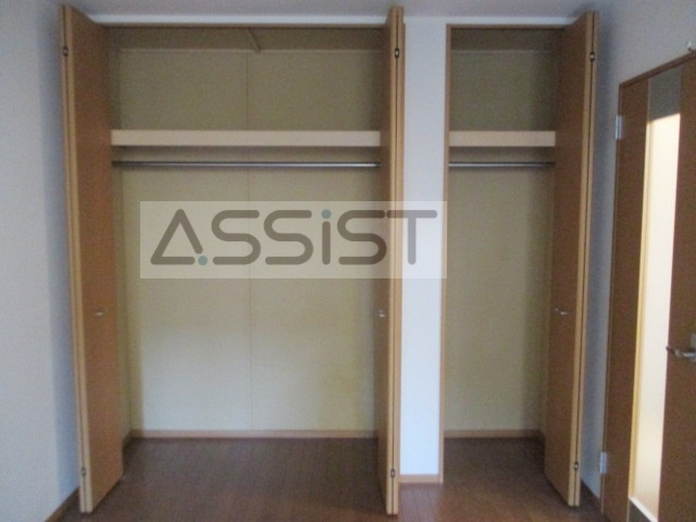 エスク等々力の収納