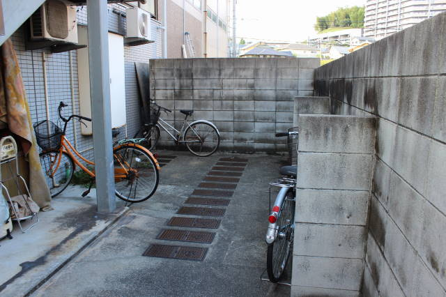 サンライズ草津南のエントランス