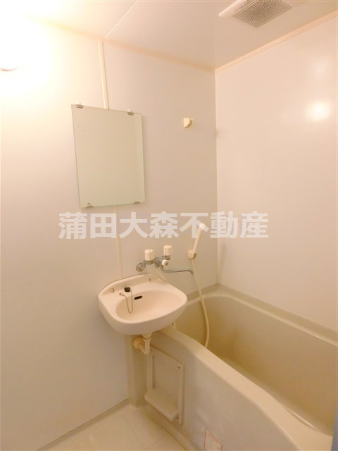 第56シンエイビルの浴室