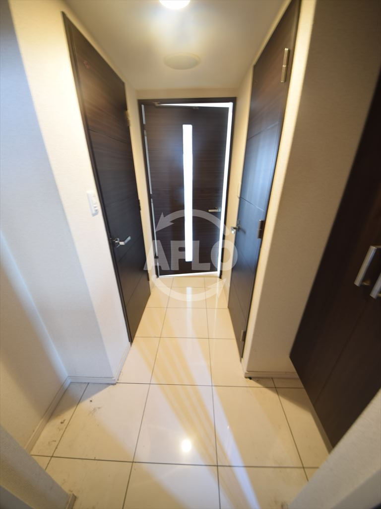 S-RESIDENCE難波Vialeの玄関|S-RESIDENCE NAMBA Viale　玄関

