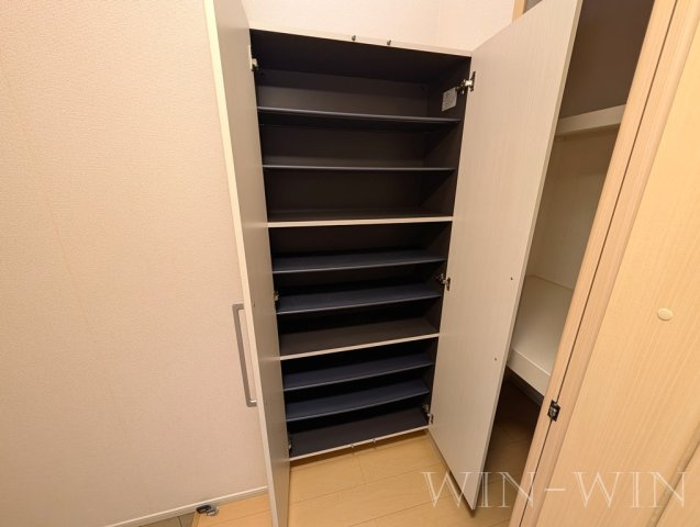 エアリー・コートの玄関